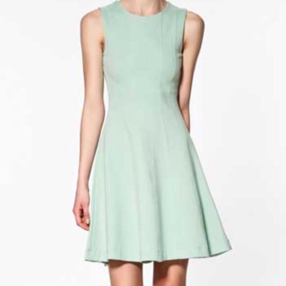 NWOT Zara mint green dress